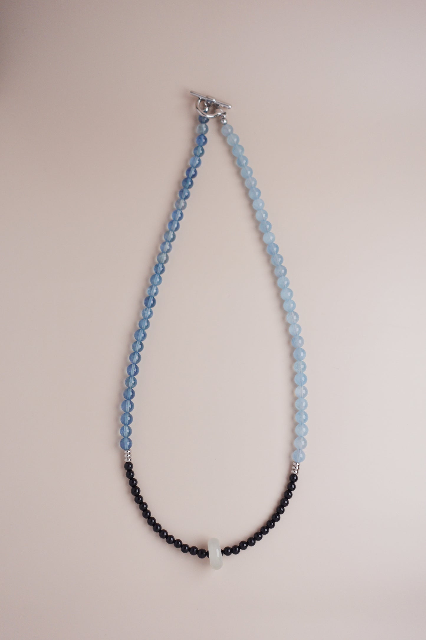 6 mm aquamarine and black onyx beaded necklace with white gold-plated stainless steel clasp