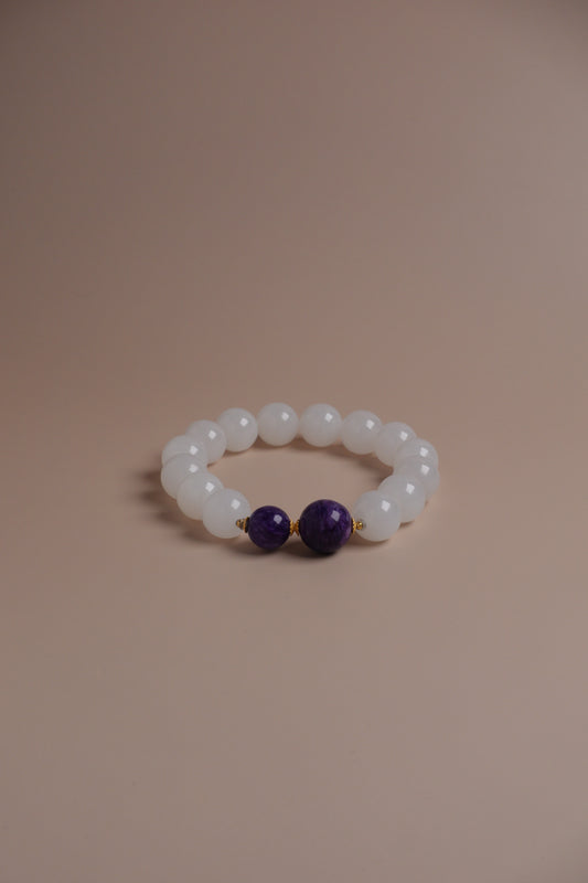 Moon & Mulberry Bracelet – White Jade and Purple Charolite with 18k Gold