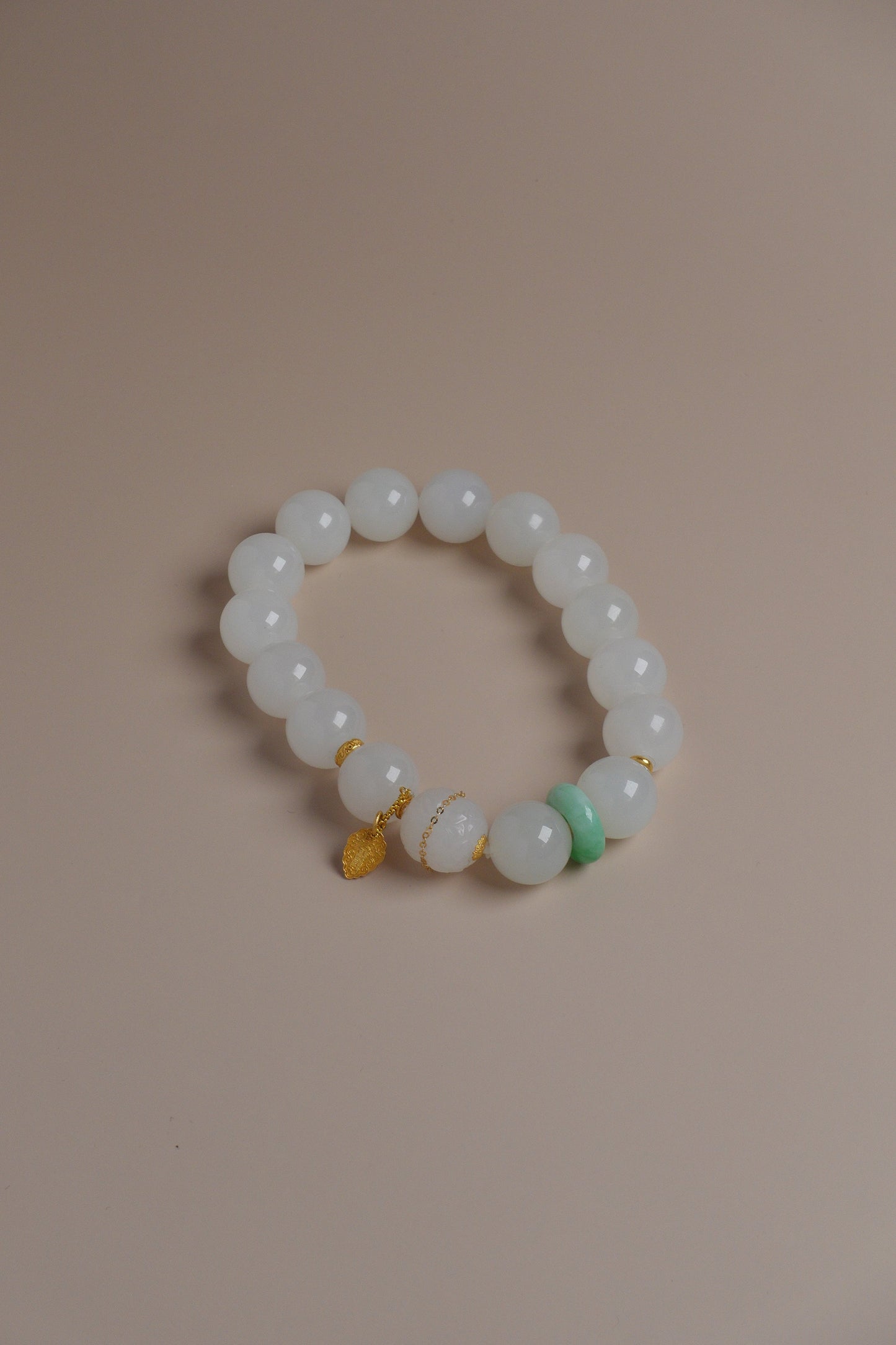 Soft Glow Bracelet – Hetian White Jade & Green Jadeite 18K Gold