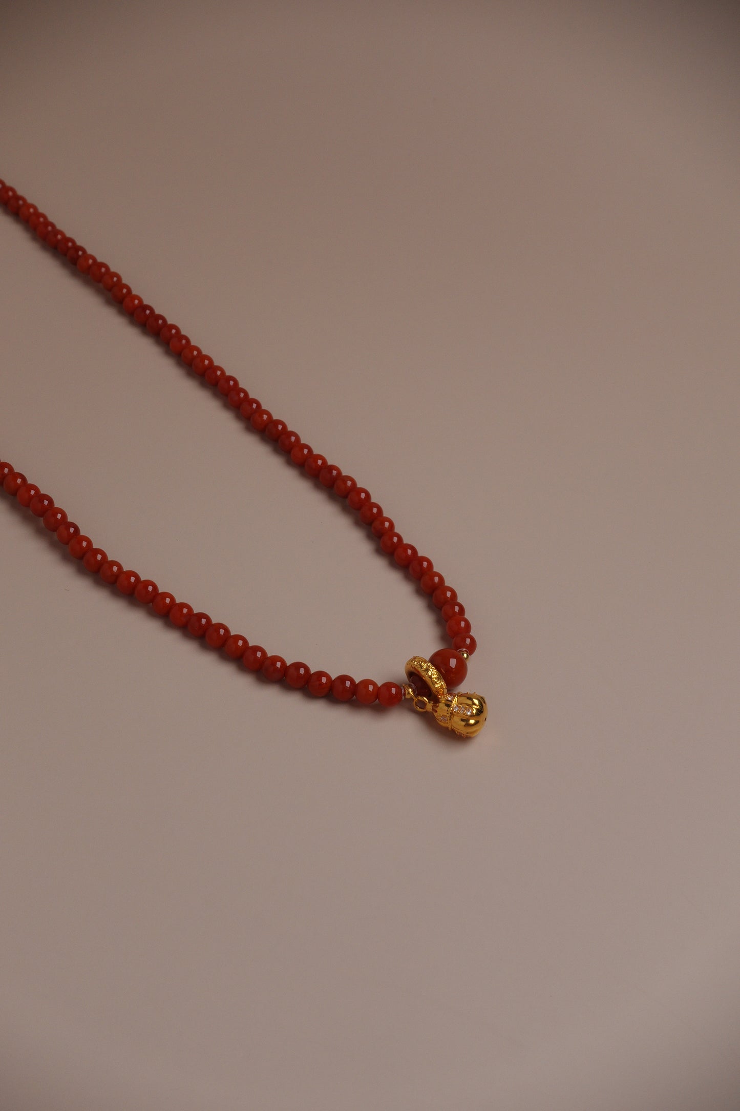 Ember Blessing Necklace – Nanhong Flame Beads & 18K Gold Gourd