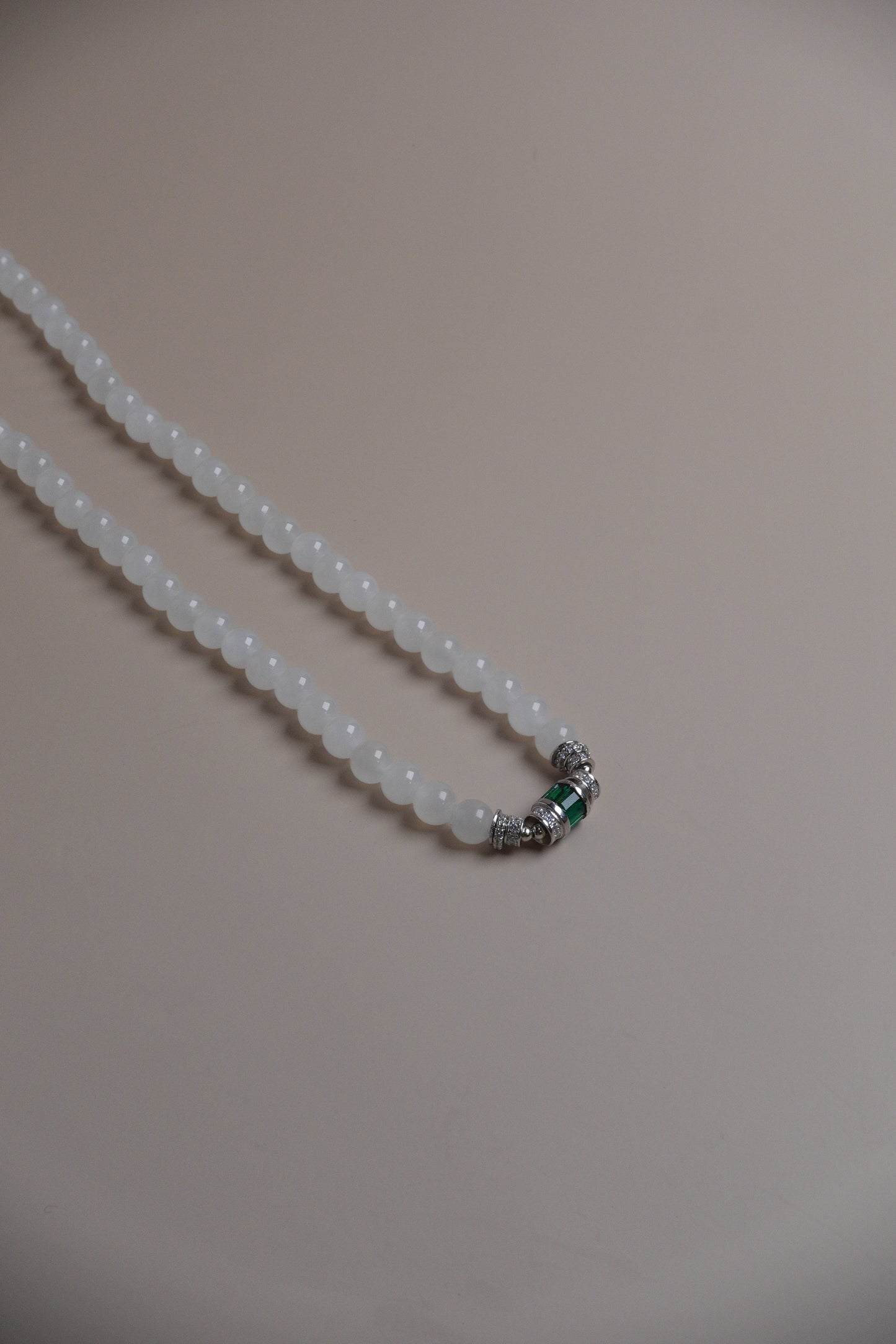 Cloud Thread Necklace – White Nephrite (Hetian Jade)