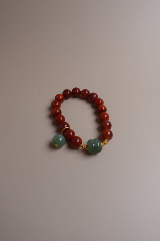 Twin Lotus Bracelet – Nanhong Flame Agate & 18K Gold