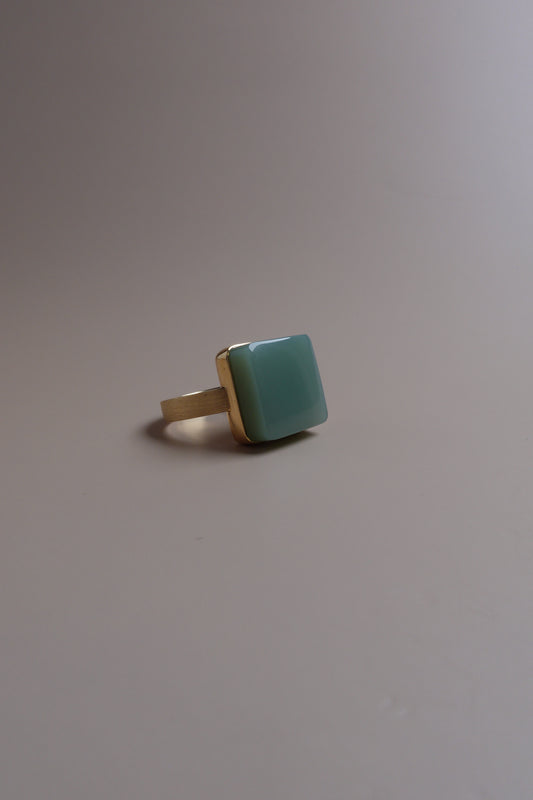Celadon Glow Ring – Celadon Nephrite (Hetian Jade) & 18K Gold