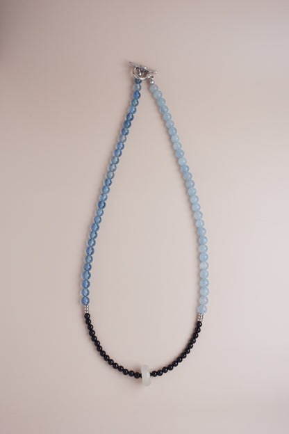 6 mm aquamarine and black onyx beaded necklace with white gold-plated stainless steel clasp